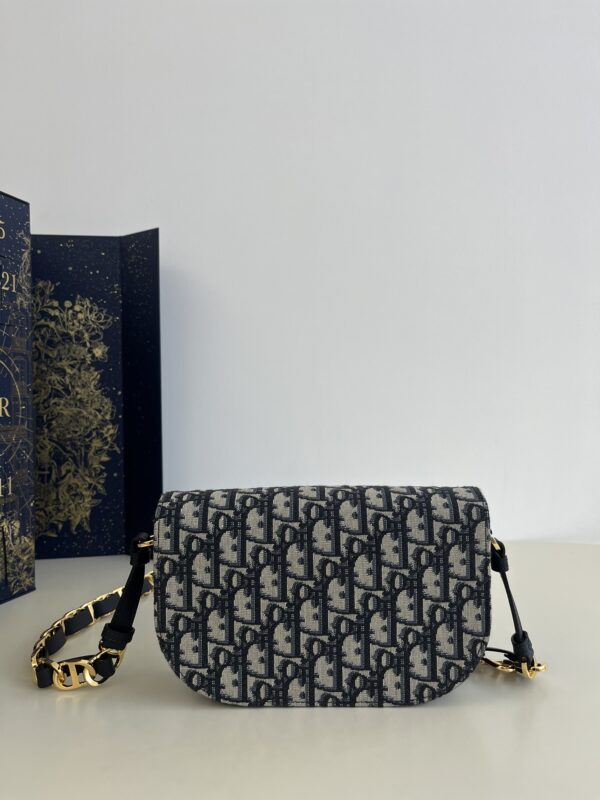 Replica Dior Signature CD 7 Replica Dior Signature CD - elite superclone designer purse