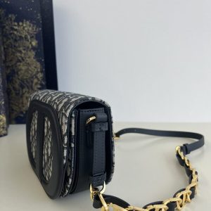 Replica Dior Signature CD 8 Replica Dior Signature CD - top-rated replica designer bag