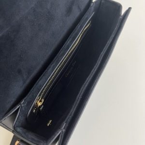 Replica Dior Signature Black 2 Replica Dior Signature Black - premium-grade designer purse dupe