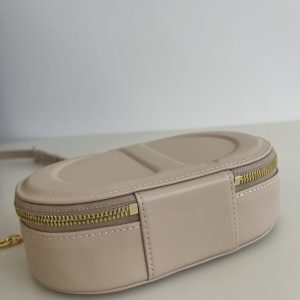 Replica Dior Signature Top Handle Pink 3 Replica Dior Signature Top Handle Pink - realistic designer-inspired fake bag
