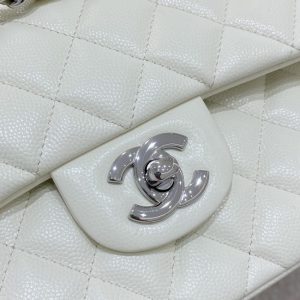 Replica CHANEL Classic Flap 23cm White 4 Replica CHANEL Classic Flap 23cm White - top-tier luxury replica shoulder bag