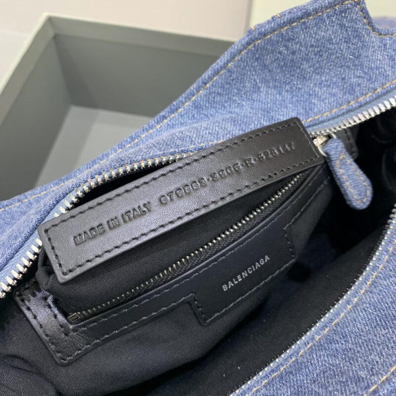 Replica Balenciaga Le City Denim 2 Replica Balenciaga Le City Denim - near-authentic luxury replica handbag