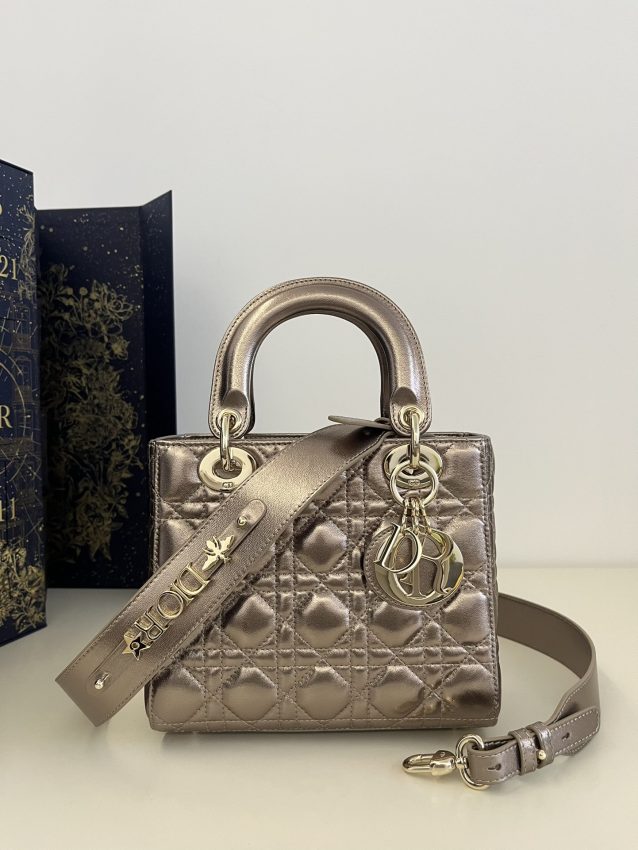 Replica Lady Dior Golden Metallic ABC 1 Replica Lady Dior Golden Metallic ABC - near-authentic luxury replica handbag