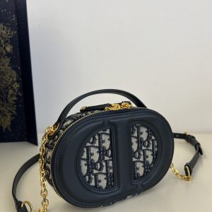 Replica Dior Signature CD Top Handle 4 Replica Dior Signature CD Top Handle - high-end fake designer purse