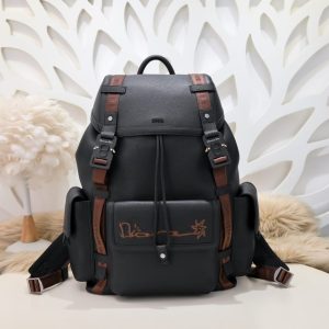 Replica DIOR Hit The Road CACTUS JACK 1 Replica DIOR Hit The Road CACTUS JACK - ultra-realistic fake designer tote