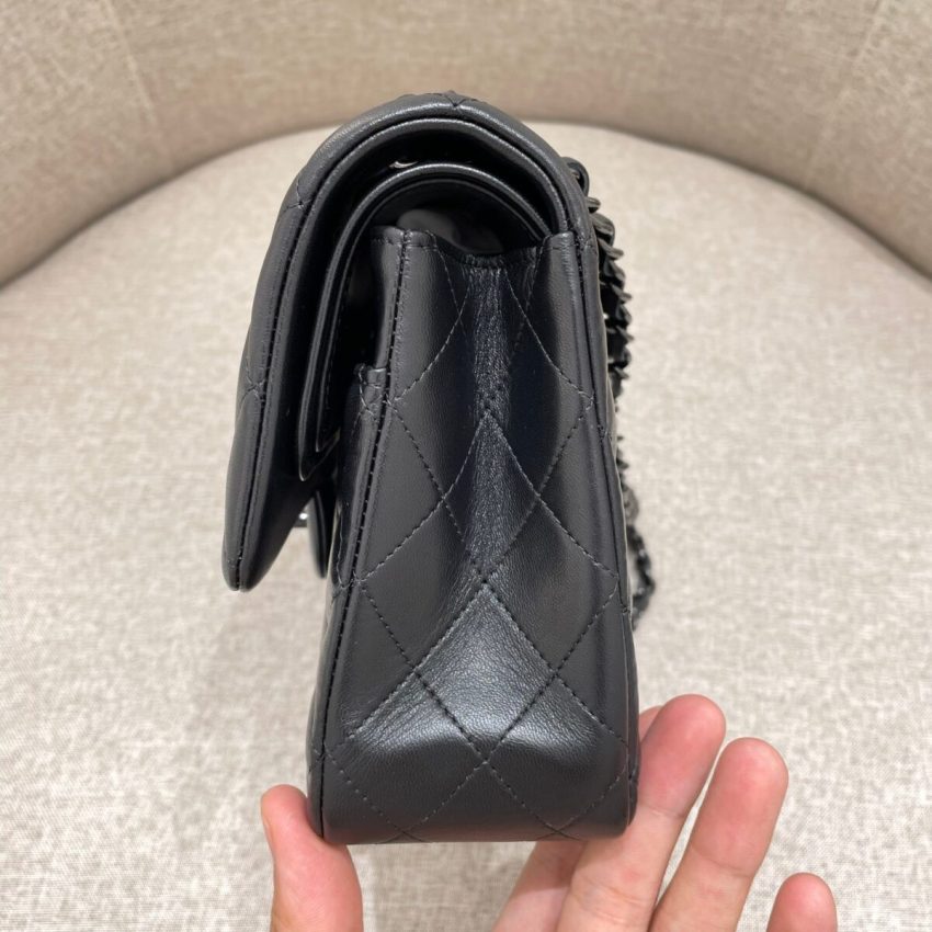 Replica CHANEL Classic Flap 25cm All Black 3 Replica CHANEL Classic Flap 25cm All Black - ultra-realistic fake designer tote