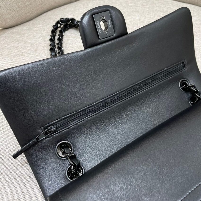 Replica CHANEL Classic Flap 25cm All Black 8 Replica CHANEL Classic Flap 25cm All Black - authentic-look luxury purse replica