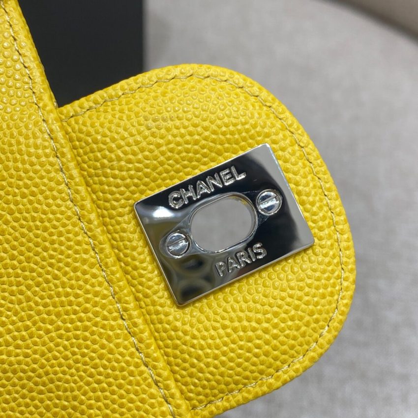 Replica CHANEL Classic Flap 17cm Bright Yellow 9 Replica CHANEL Classic Flap 17cm Bright Yellow - near-authentic luxury replica handbag