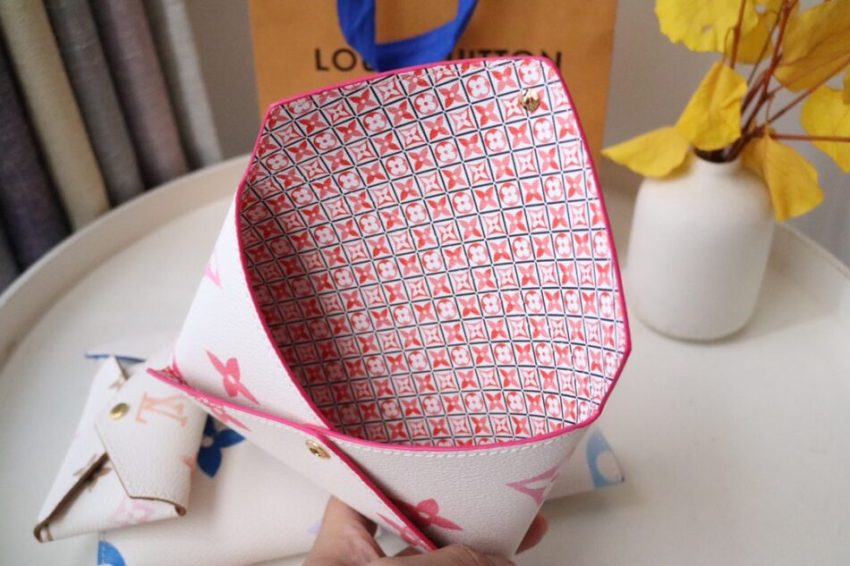 Replica Louis Vuitton Kirigami Pochette Pouch 6 Replica Louis Vuitton Kirigami Pochette Pouch - high-accuracy replica luxury purse