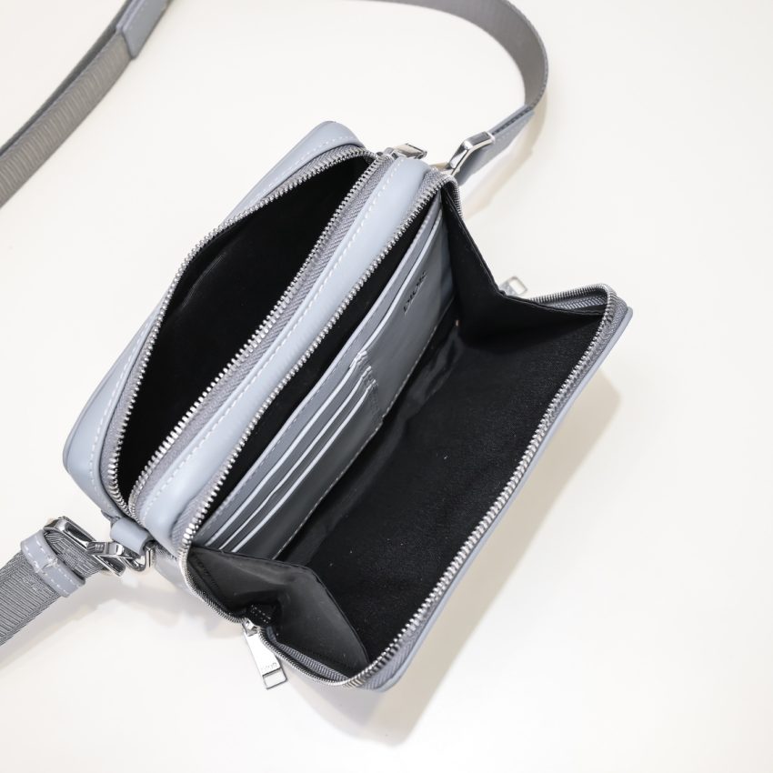Replica Dior Zipped Pouch Diamond Blue 6 Replica Dior Zipped Pouch Diamond Blue - ultra-realistic fake designer tote