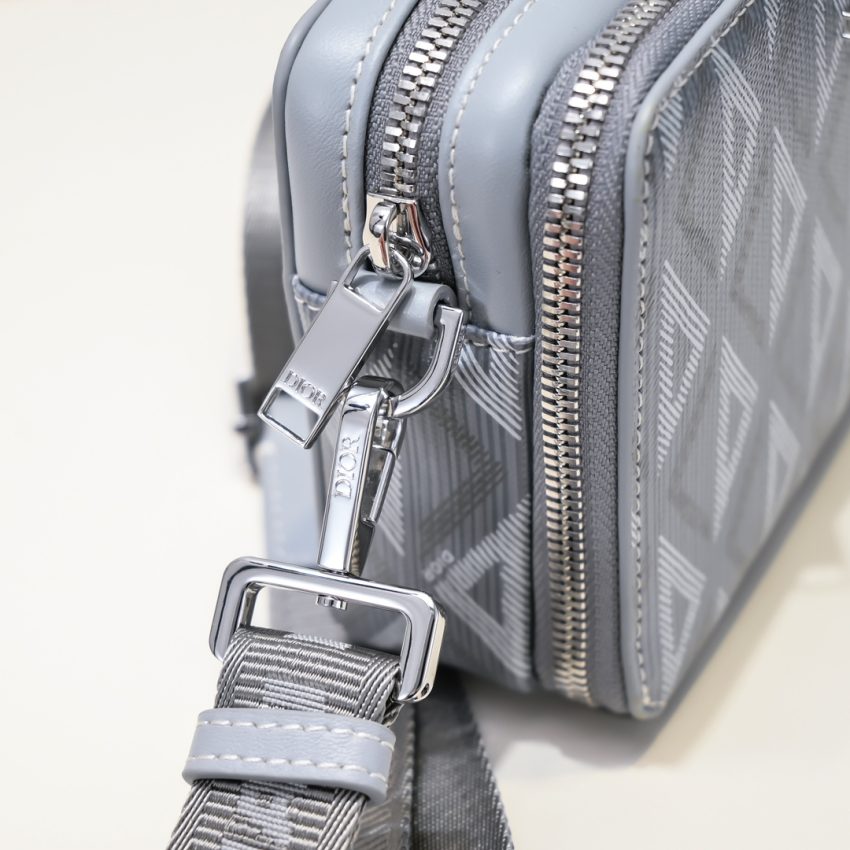 Replica Dior Zipped Pouch Diamond Blue 7 Replica Dior Zipped Pouch Diamond Blue - elite superclone designer purse