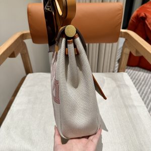 Replica Hermes Herbag 31cm Circuit Orange 3 Replica Hermes Herbag 31cm Circuit Orange - best-selling designer handbag dupe