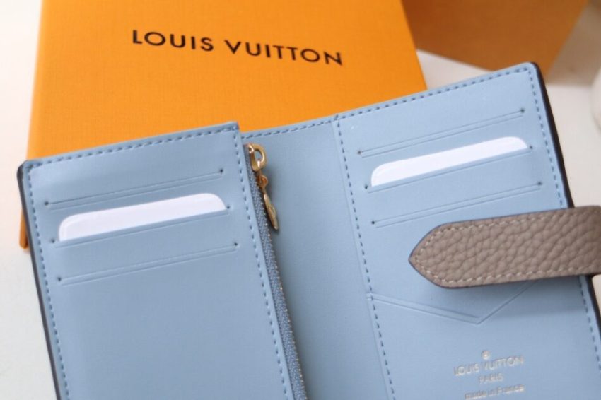 Replica Louis Vuitton Vertical Compact Wallet Beige 3 Replica Louis Vuitton Vertical Compact Wallet Beige - near-authentic luxury replica handbag