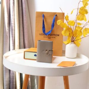 Replica Louis Vuitton Vertical Compact Wallet Beige 5 Replica Louis Vuitton Vertical Compact Wallet Beige - 1:1 designer replica handbag