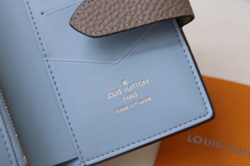Replica Louis Vuitton Vertical Compact Wallet Beige 7 Replica Louis Vuitton Vertical Compact Wallet Beige - realistic designer-inspired fake bag