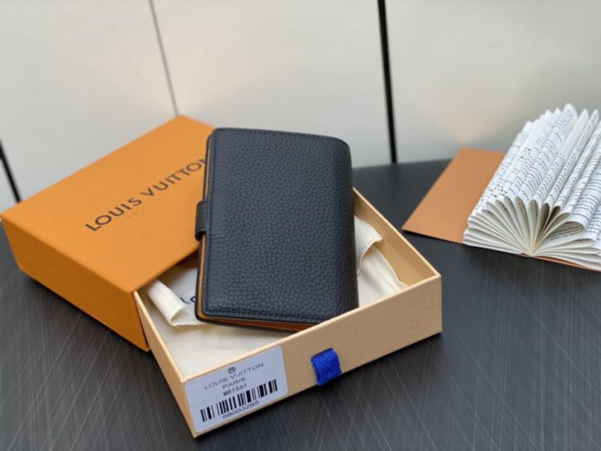 Replica Louis Vuitton Vertical Compact Wallet Black - high-accuracy replica luxury purse