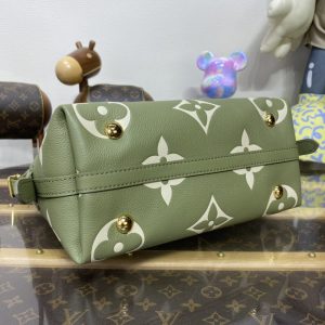 Replica Louis Vuitton Carry All Green 6 Replica Louis Vuitton Carry All Green - premium-grade designer purse dupe
