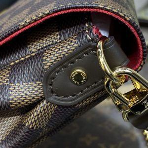 Replica Louis Vuitton Favorite Brown Grid 6 Replica Louis Vuitton Favorite Brown Grid - authentic-look luxury purse replica
