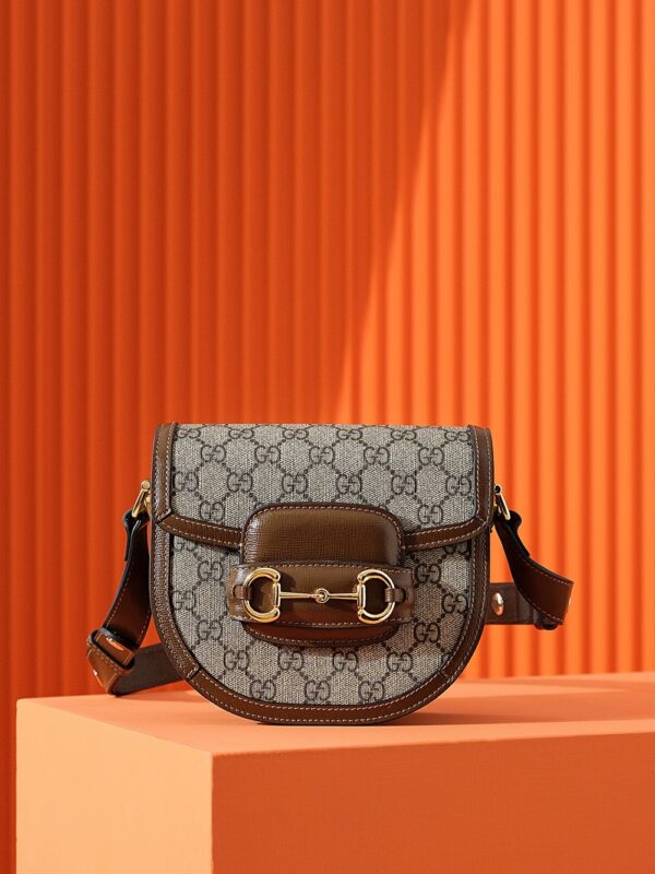 Replica Gucci Horsebit 1995 Semi-circular Canvas 3 Replica Gucci Horsebit 1995 Semi-circular Canvas - near-authentic luxury replica handbag