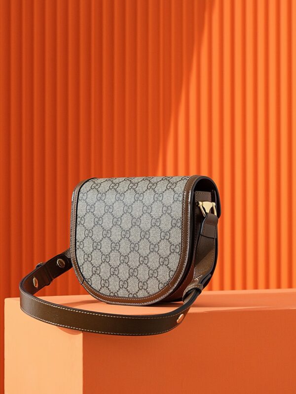 Replica Gucci Horsebit 1995 Semi-circular Canvas 5 Replica Gucci Horsebit 1995 Semi-circular Canvas - high-accuracy replica luxury purse