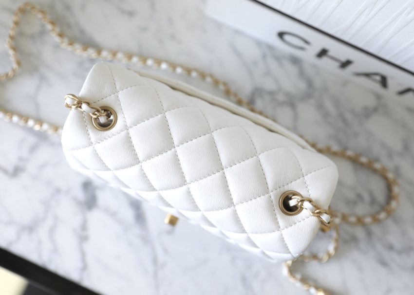 Replica CHANEL CF 20 cm Golden Ball White 5 Replica CHANEL CF 20 cm Golden Ball White - top-rated replica designer bag