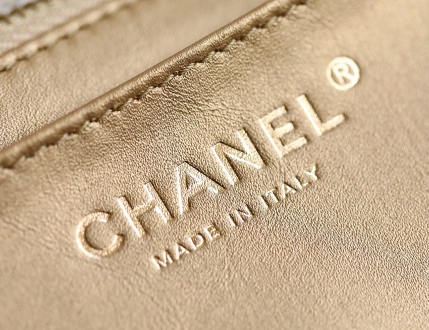 Replica CHANEL CF 20 cm Golden Ball White 6 Replica CHANEL CF 20 cm Golden Ball White - best quality luxury bag dupe
