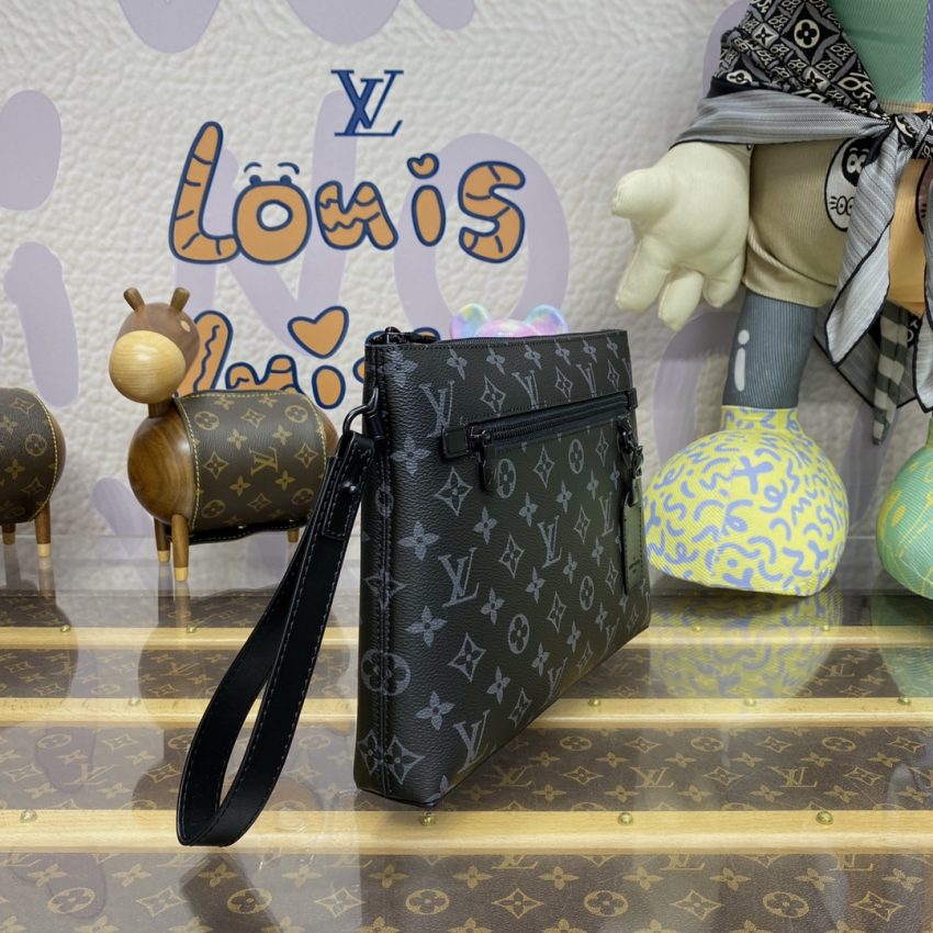 Replica Louis Vuitton Takeoff Pouch 3 Replica Louis Vuitton Takeoff Pouch - top-rated replica designer bag