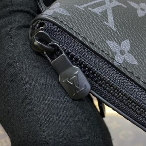 Replica Louis Vuitton Takeoff Pouch 7 Replica Louis Vuitton Takeoff Pouch - authentic-look luxury purse replica