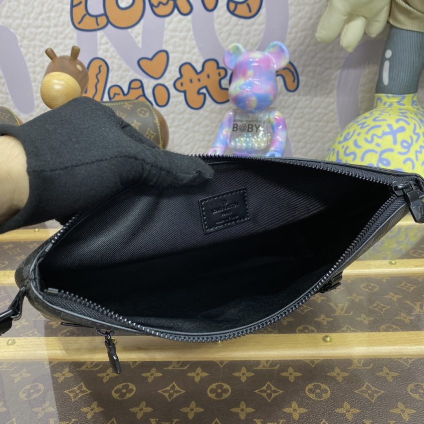 Replica Louis Vuitton Takeoff Pouch Black Grid 6 Replica Louis Vuitton Takeoff Pouch Black Grid - premium 1:1 fake handbag model