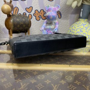 Replica Louis Vuitton Takeoff Pouch Black Grid 7 Replica Louis Vuitton Takeoff Pouch Black Grid - best quality luxury bag dupe