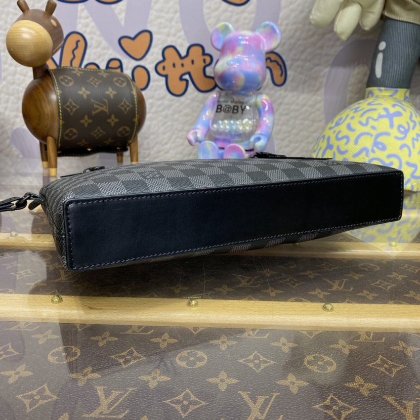 Replica Louis Vuitton Takeoff Pouch Black Grid 7 Replica Louis Vuitton Takeoff Pouch Black Grid - best quality luxury bag dupe