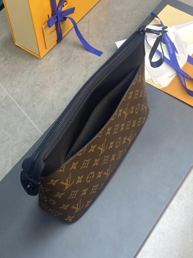 Replica Louis Vuitton Pochette Voyage Souple Brown 10 Replica Louis Vuitton Pochette Voyage Souple Brown - 1:1 designer replica handbag