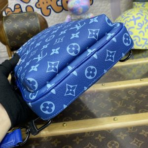 Replica Louis Vuitton Avenue Slingbag Blue 5 Replica Louis Vuitton Avenue Slingbag Blue - realistic designer-inspired fake bag