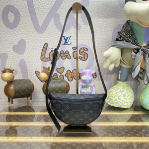 Replica Louis Vuitton Moon Crossbody Black 1 Replica Louis Vuitton Moon Crossbody Black - elite superclone designer purse