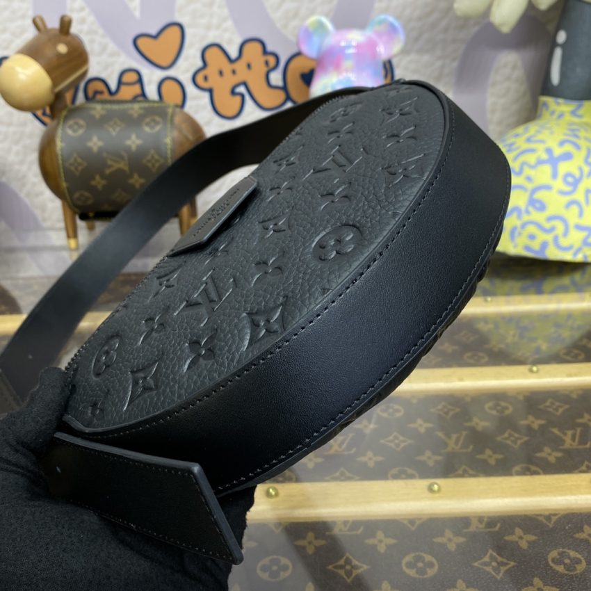 Replica Louis Vuitton Moon Crossbody Full Black 7 Replica Louis Vuitton Moon Crossbody Full Black - near-authentic luxury replica handbag