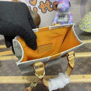 Replica Louis Vuitton Sac Plat Petit II 8 Replica Louis Vuitton Sac Plat Petit II - realistic designer-inspired fake bag
