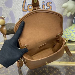 Replica Louis Vuitton Saumur Brown - near-authentic luxury replica handbag