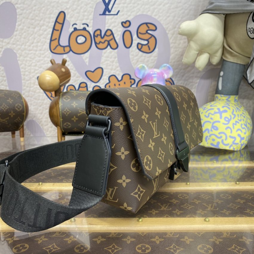 Replica Louis Vuitton S-Cape Messenger Brown 9 Replica Louis Vuitton S-Cape Messenger Brown - realistic designer-inspired fake bag