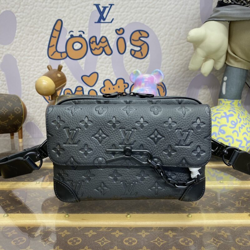 Replica Louis Vuitton Steamer Messenger Black 4 Replica Louis Vuitton Steamer Messenger Black - high-end fake designer purse