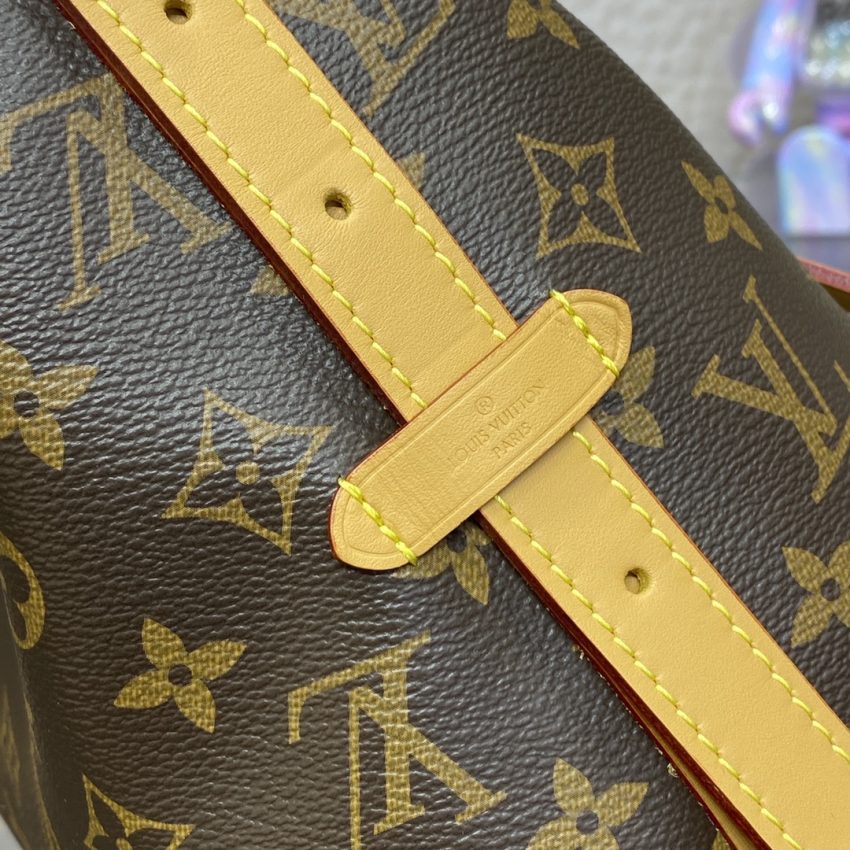 Replica Louis Vuitton Carry All Brown 3 Replica Louis Vuitton Carry All Brown - ultra-realistic fake designer tote