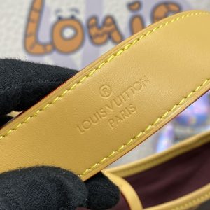 Replica Louis Vuitton Carry All Brown 5 Replica Louis Vuitton Carry All Brown - near-authentic luxury replica handbag