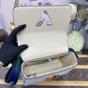 Replica Louis Vuitton Twist White Handle 6 Replica Louis Vuitton Twist White Handle - ultra-realistic fake designer tote