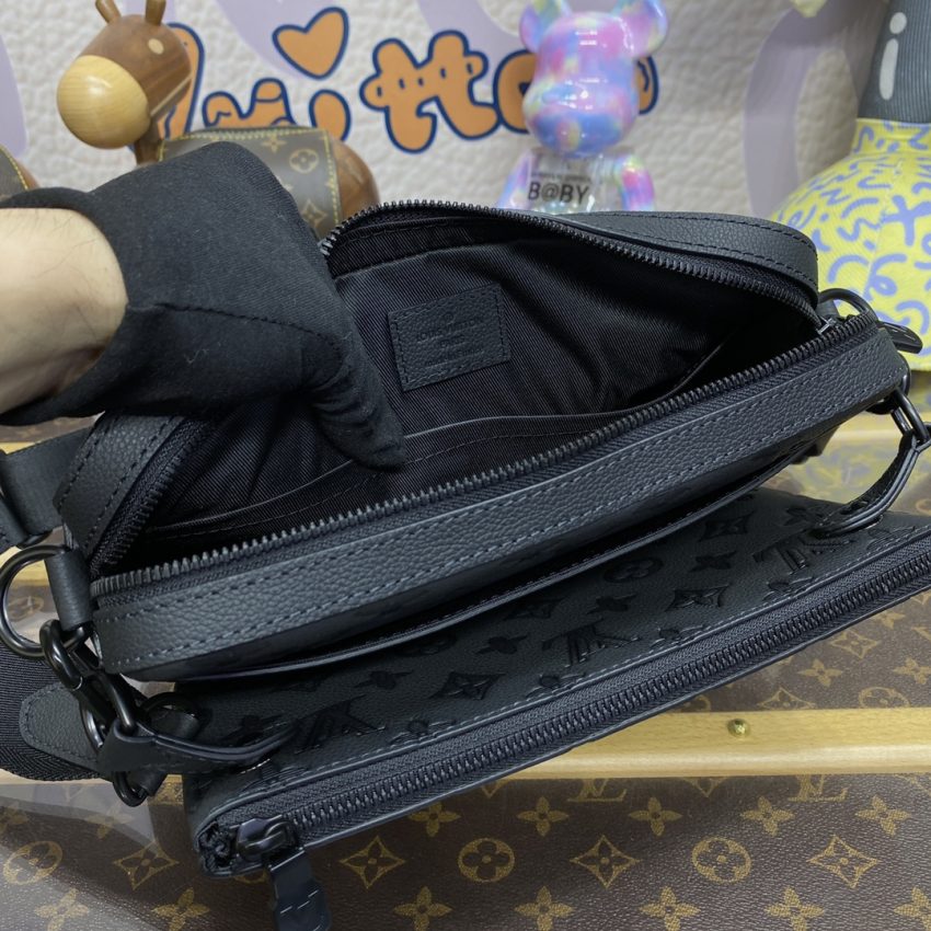 Replica Louis Vuitton Trio Messenger Full Black 7 Replica Louis Vuitton Trio Messenger Full Black - high-end fake designer purse