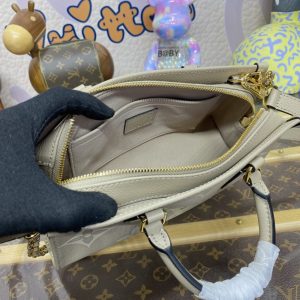 Replica LV OnTheGo East West Beige 6 Replica LV OnTheGo East West Beige - top-tier luxury replica shoulder bag
