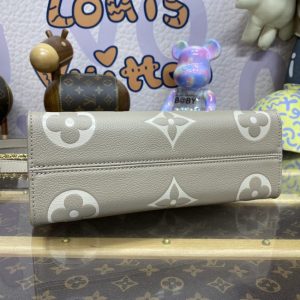 Replica LV OnTheGo East West Beige 11 Replica LV OnTheGo East West Beige - top-rated replica designer bag