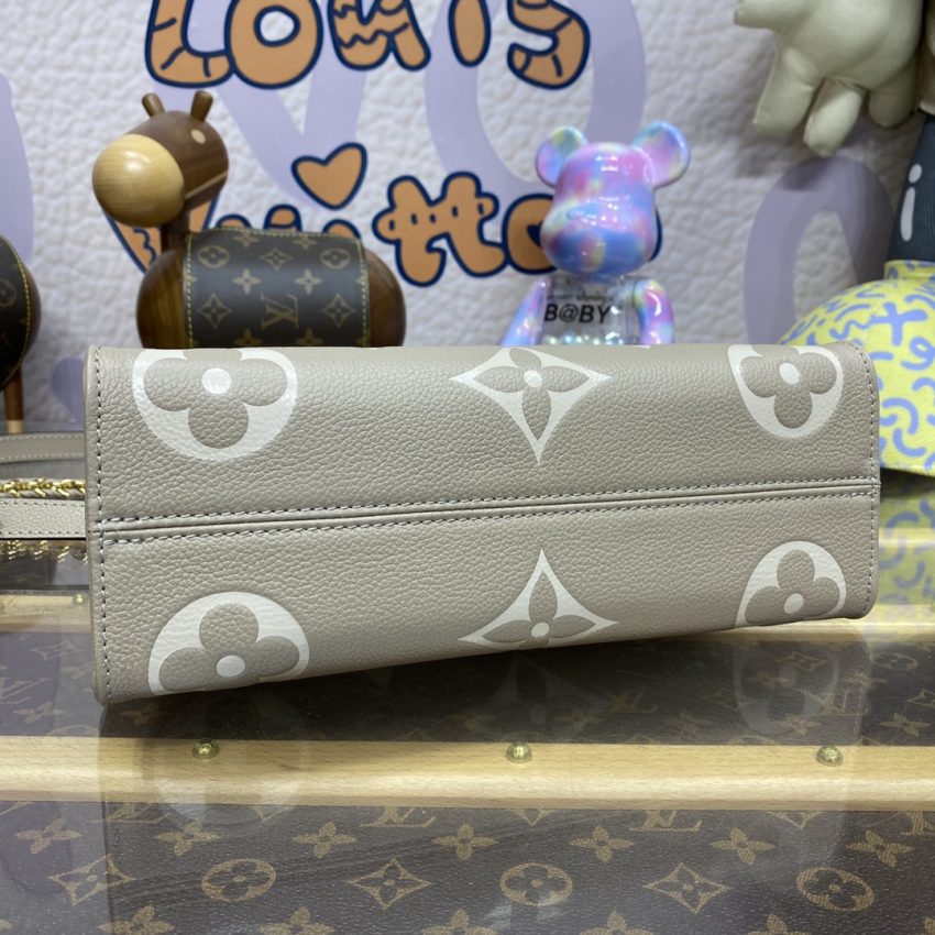 Replica LV OnTheGo East West Beige 11 Replica LV OnTheGo East West Beige - top-rated replica designer bag
