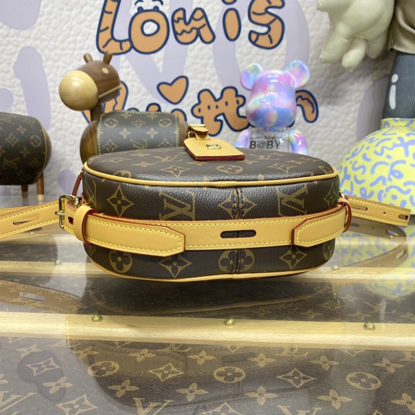 Replica Louis Vuitton Boite Chapeau 2 Replica Louis Vuitton Boite Chapeau - best quality luxury bag dupe