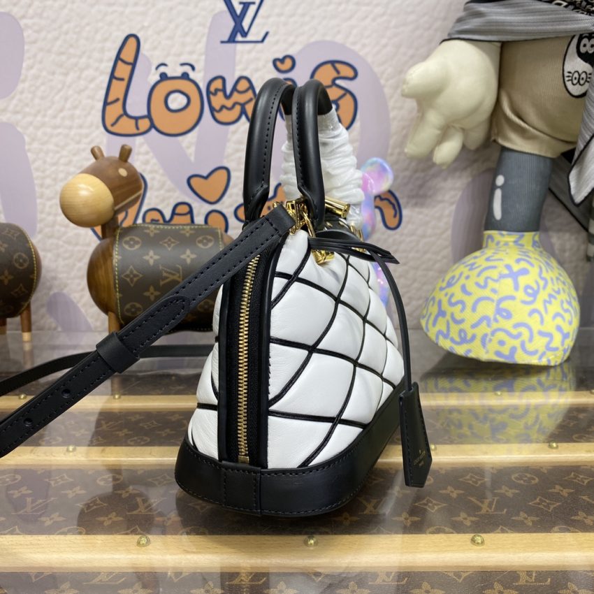 Replica Louis Vuitton Alma BB White 3 Replica Louis Vuitton Alma BB White - ultra-realistic fake designer tote