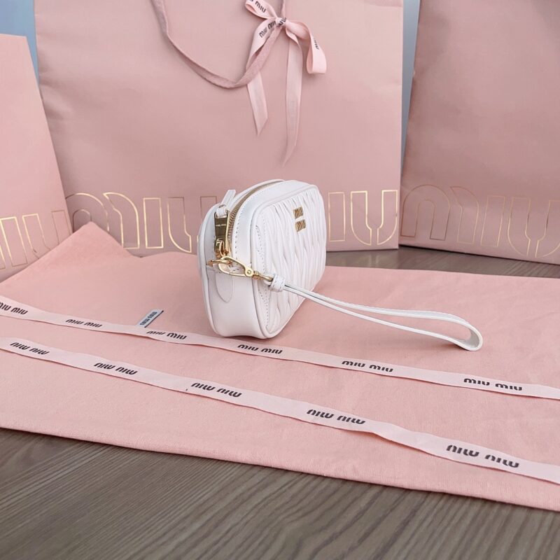 Replica Miu Miu Clutch White 4 Replica Miu Miu Clutch White - best quality luxury bag dupe