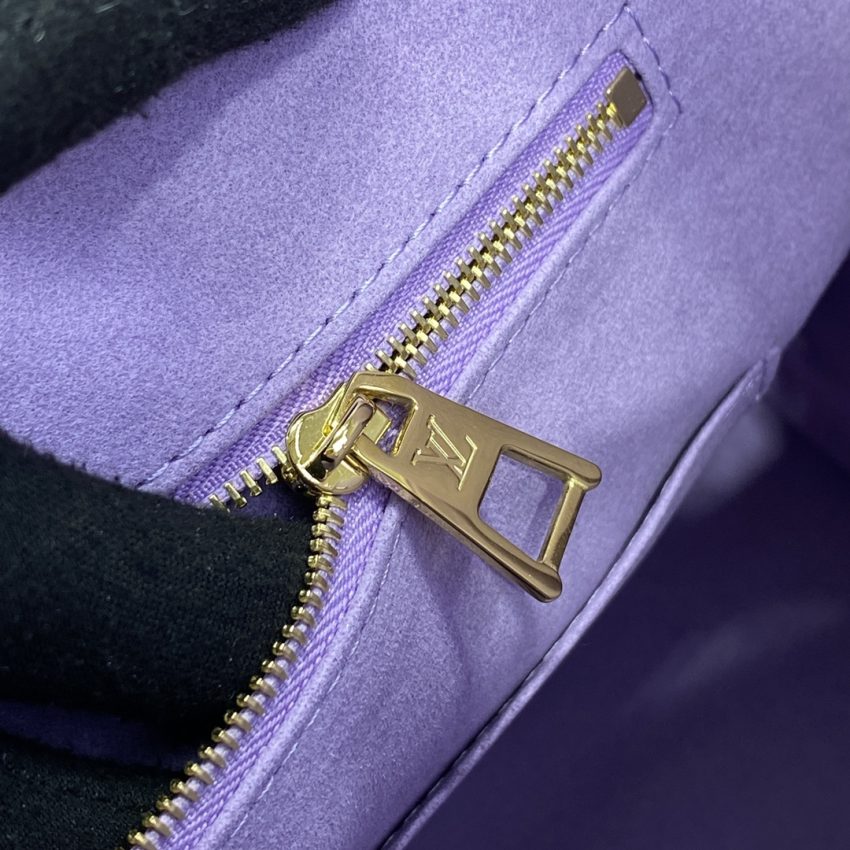 Replica LV OnTheGo White Purple 6 Replica LV OnTheGo White Purple - premium-grade designer purse dupe